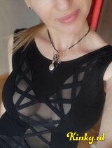 Efa - Onbetwist de blowjob specialist