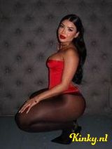 Arianna - Sexy, hot, and elegant Latina