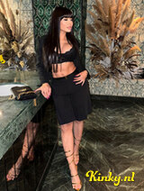 Arianna - Sexy, hot, and elegant Latina