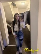 Isabela - Party Girl!