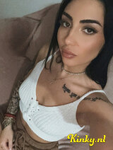 Isabelle - Hot brunette party