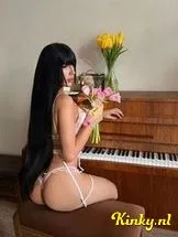 megan-virtual-sex-via-kinky-698ef64b119c860013945025