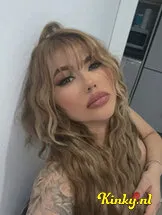 manuela-prive-ontvangst-via-kinky-6569e42963ec25001273b5b2