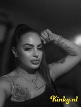 Laurette - kinky role play, dominant skinny girl