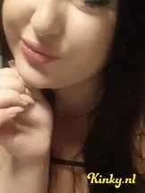 sylvie-virtual-sex-via-kinky-640a326a60e9d10013681972