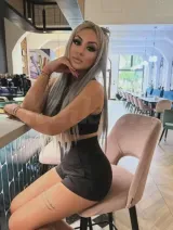 Anya - Party girl