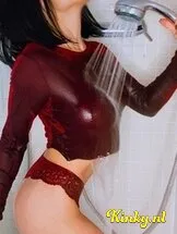 lucrecia-erotische-massage-via-kinky-64da3d3367731e0019e1e474