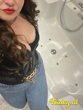 ashley-bdsm-via-kinky-65246a71967338001972045e