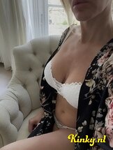 rose-escort-via-kinky-65ca754f3f65fc001ad0e954