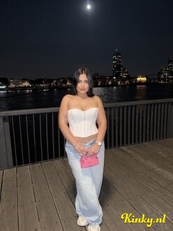 mia-escort-via-kinky-6898a7701ea34700135d2aa0