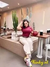 violett-prive-ontvangst-via-kinky-6945c8376a3d24001383c825