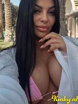 serena-prive-ontvangst-via-kinky-68f158daf044d900134e148a