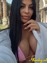 serena-prive-ontvangst-via-kinky-68f158daf044d900134e148a