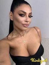 serena-prive-ontvangst-via-kinky-69416f1b3b24e100133ddf5e