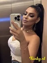 serena-prive-ontvangst-via-kinky-66d6f59592449c00139c5923