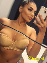 serena-prive-ontvangst-via-kinky-651d5da8967338001971f842