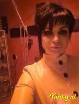 isabel-bdsm-via-kinky-697899c1fba79a0013a75151