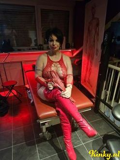 isabel-bdsm-via-kinky-68e8c43f034a850013eab3aa