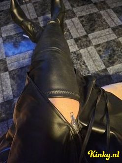 isabel-bdsm-via-kinky-6966a0de86b1a50012feedea