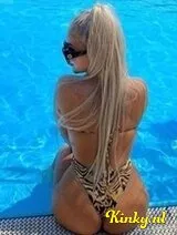 Christine - Luxury escort whatsapp confirmation