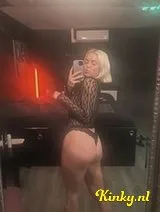 Emmelie - geile dame op zoek naar jou