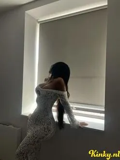 shaina-prive-ontvangst-via-kinky-68dba592918ef40013943273