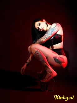 polly-prive-ontvangst-via-kinky-64d3a464c4b5af0019e23b77