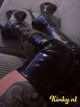 Juliana - mooi heet en aardig Latijns meisje.