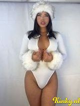 Eliza - 22cmhugeCock-LatinWoman