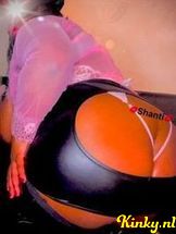 shanti-virtual-sex-via-kinky-68baa1242db4460014135e7d