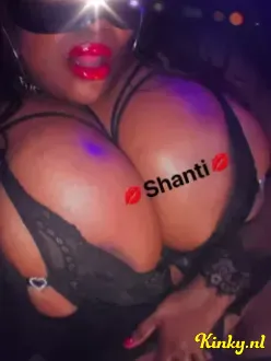 shanti-virtual-sex-via-kinky-69b41903b4abd400136017e0