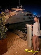 mya-prive-ontvangst-via-kinky-649ea56360e9d1001368ed27