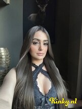 nicolly-prive-ontvangst-via-kinky-659af28046d8260012f594f0