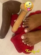 Laura - pijpbeurt zonder condoom squirting