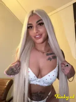 azalaeya-prive-ontvangst-via-kinky-69a5e8831a57d70012414aeb