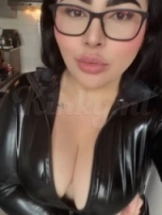 katy-prive-ontvangst-via-kinky-694418cd4dbc6e001398ee7d