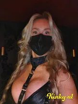 meesteres-payne-bdsm-via-kinky-6867ad1d375bfd0013190c06