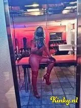 Meesteres Payne - Meesteres Payne is aanwezig bij Le Fouet