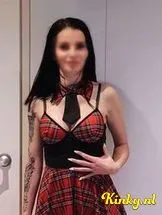 roxy-escort-via-kinky-69948f0129a9880013c25492