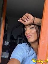 Lola - I'm the woman with a cock you're looking for