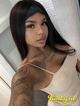 Dahiana - Horny!🥵Sexy Brunette with Dick,BigTits-Pretty Face