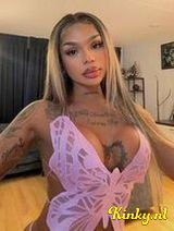 Dahiana - Sexy! pretty latín Tsgirl,horny body and soft skin