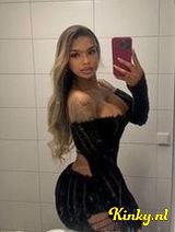 Dahiana - Sexy! pretty latín Tsgirl,horny body and soft skin