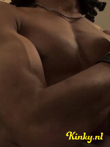 keshaune-prive-ontvangst-via-kinky-66fc0939bdcf5d0013d332de