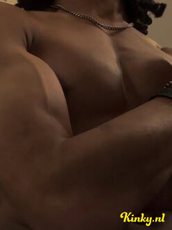 keshaune-prive-ontvangst-via-kinky-66fc0939bdcf5d0013d332de