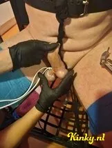 mrs-yvonne-bdsm-via-kinky-656b78b78bec2e00127709ab