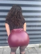 yasmina-virtual-sex-via-kinky-68eeefb1c6c1e00013dac0c3