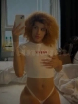 Lexi - Petite Lexi