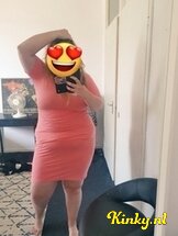 dahlia-escort-via-kinky-64fb15c19e4fcf0019f66207