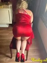 fleur-erotische-massage-via-kinky-68b22185c6b8b100141b4edb